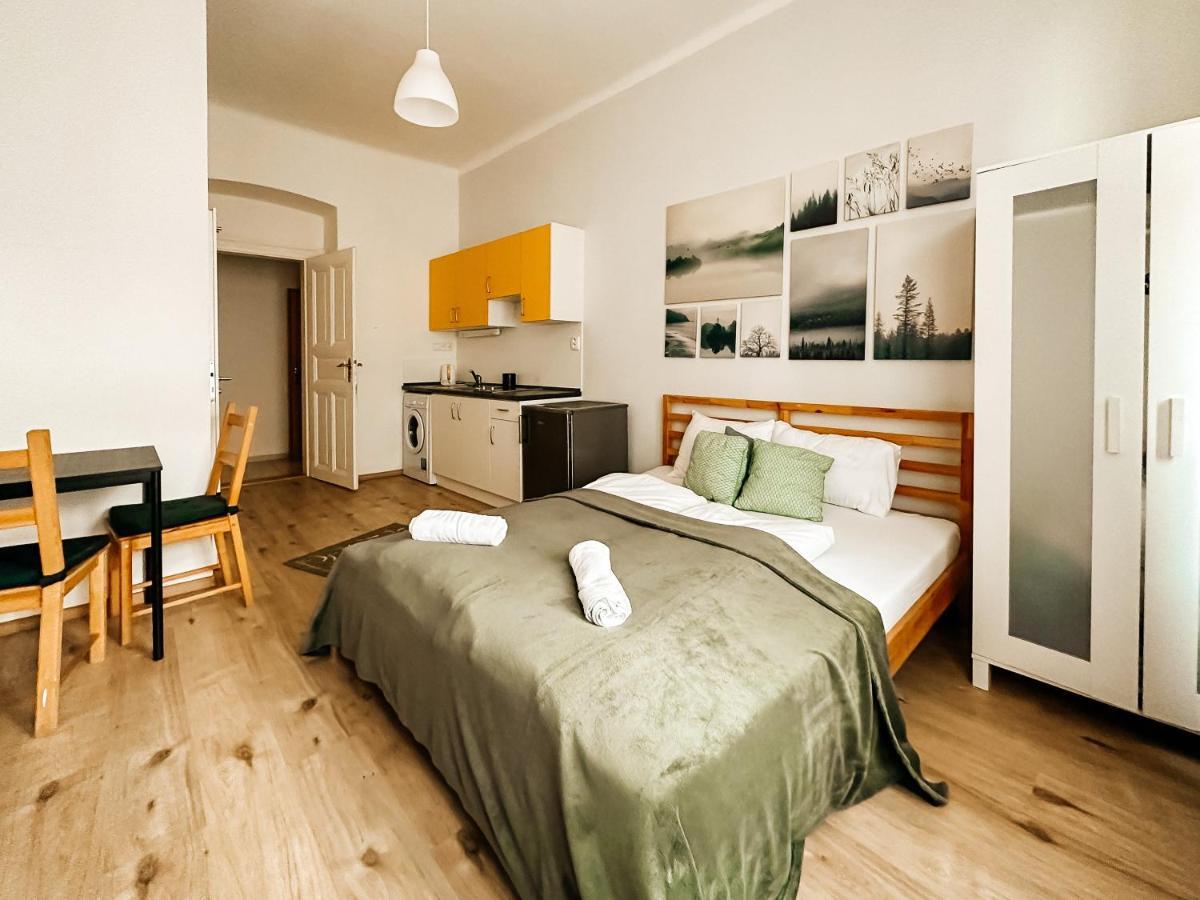 Savor Apartment Прага Экстерьер фото